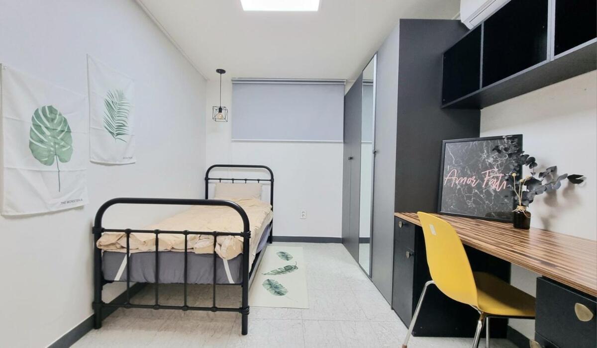 Petit Mejong Apartment